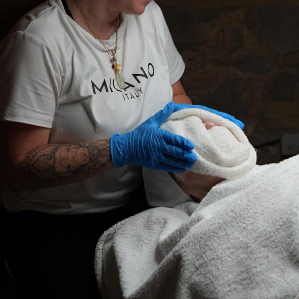 Aqua Facial behandlung Radebeul, Nicole-Trautmann-Salon Klassische Kosmetik